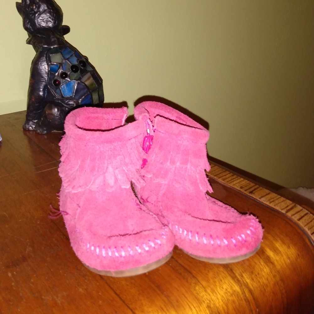 Toddler shoes size 5